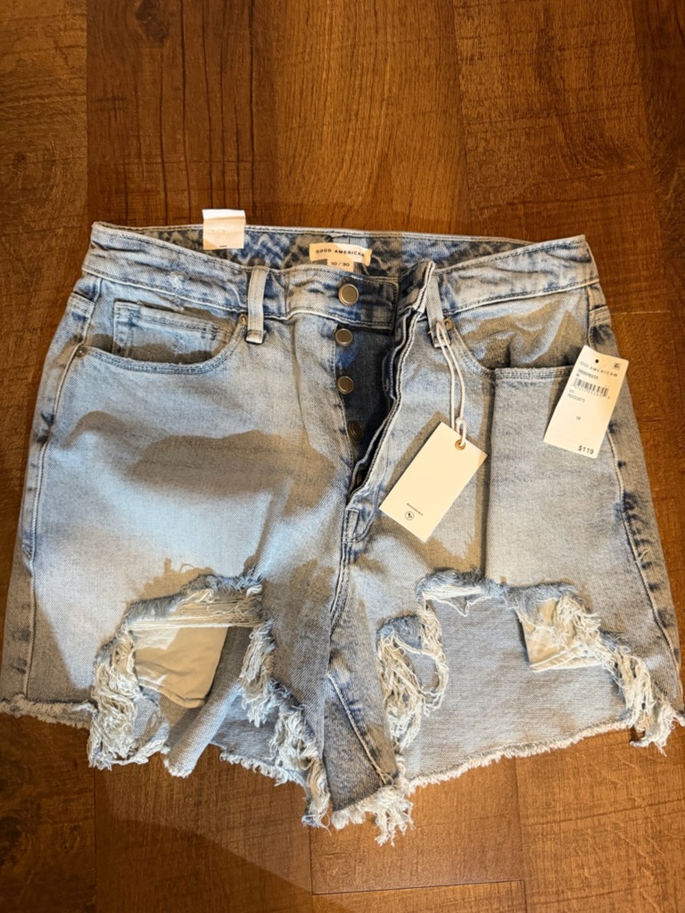 Good American Indigo Washed Denim Shorts